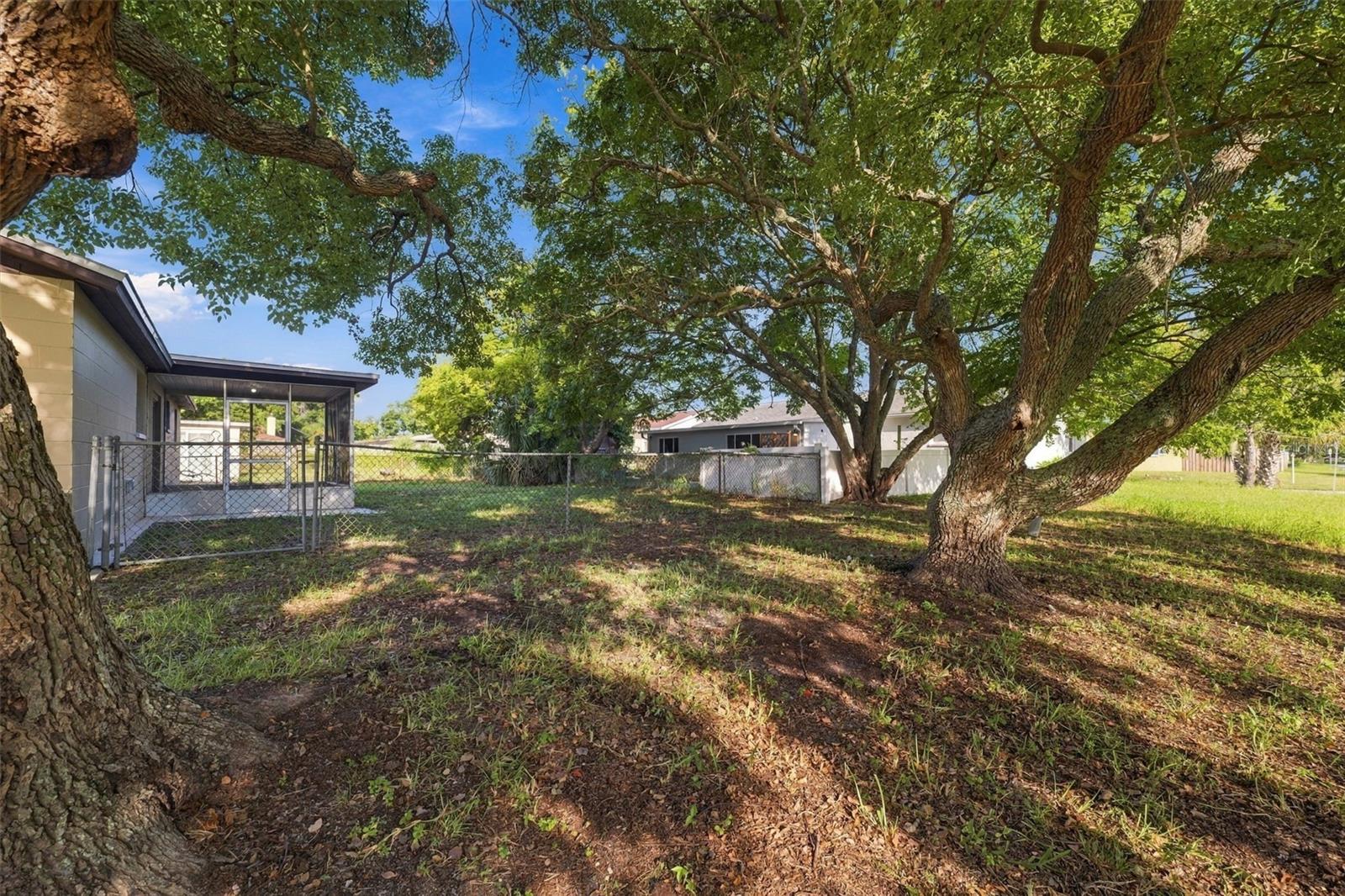 7101 FAIRFAX DR — photo 30