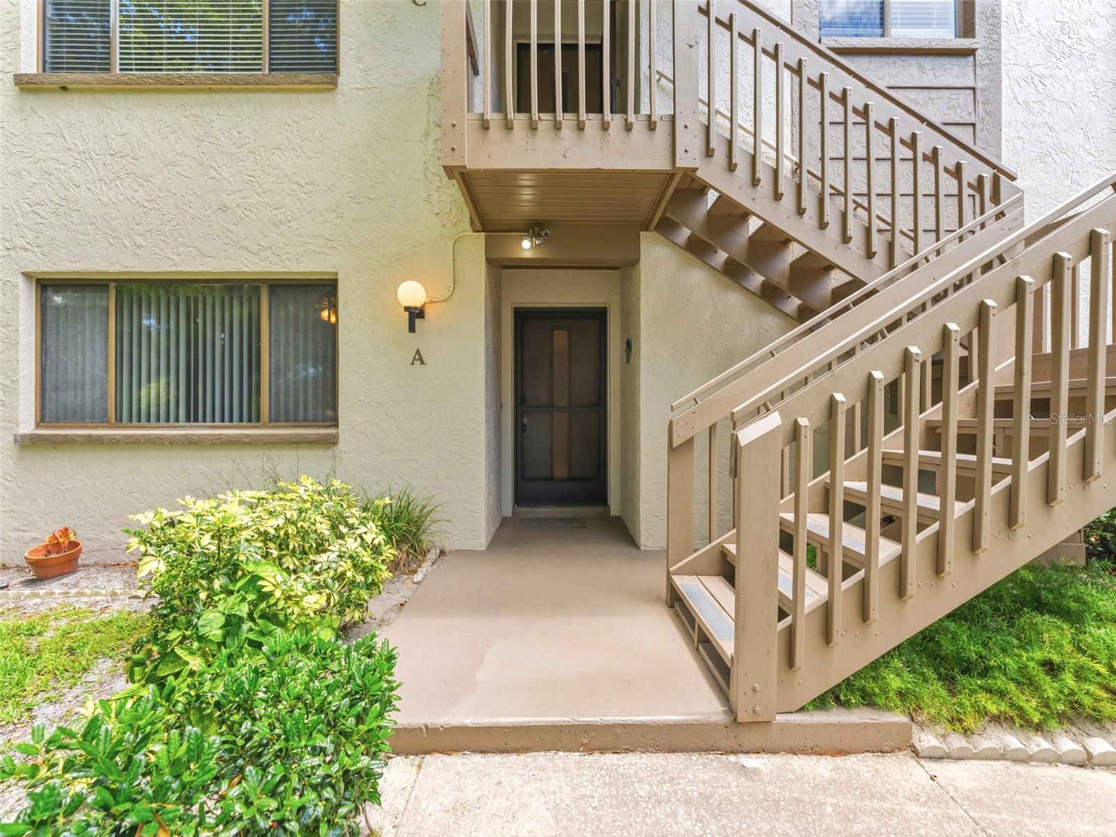 8305 SANDWEDGE CIR #A — photo 2
