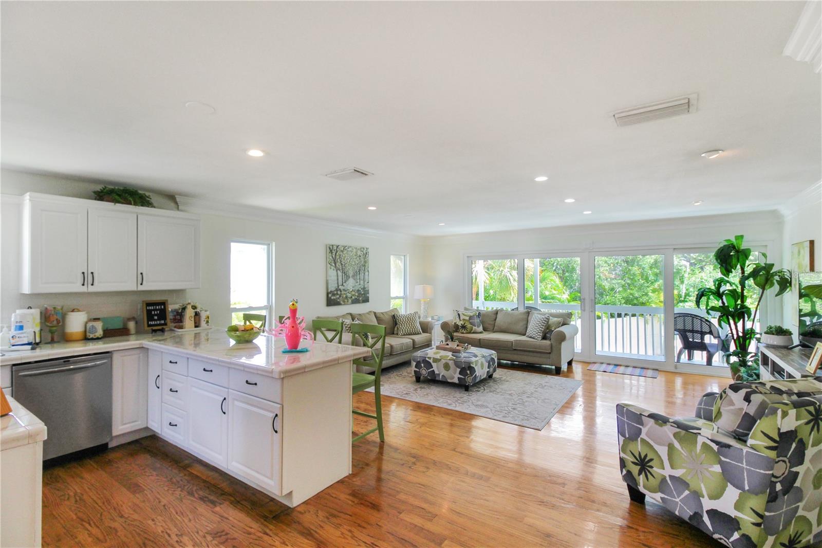 5021 MIDNIGHT PASS RD — photo 29