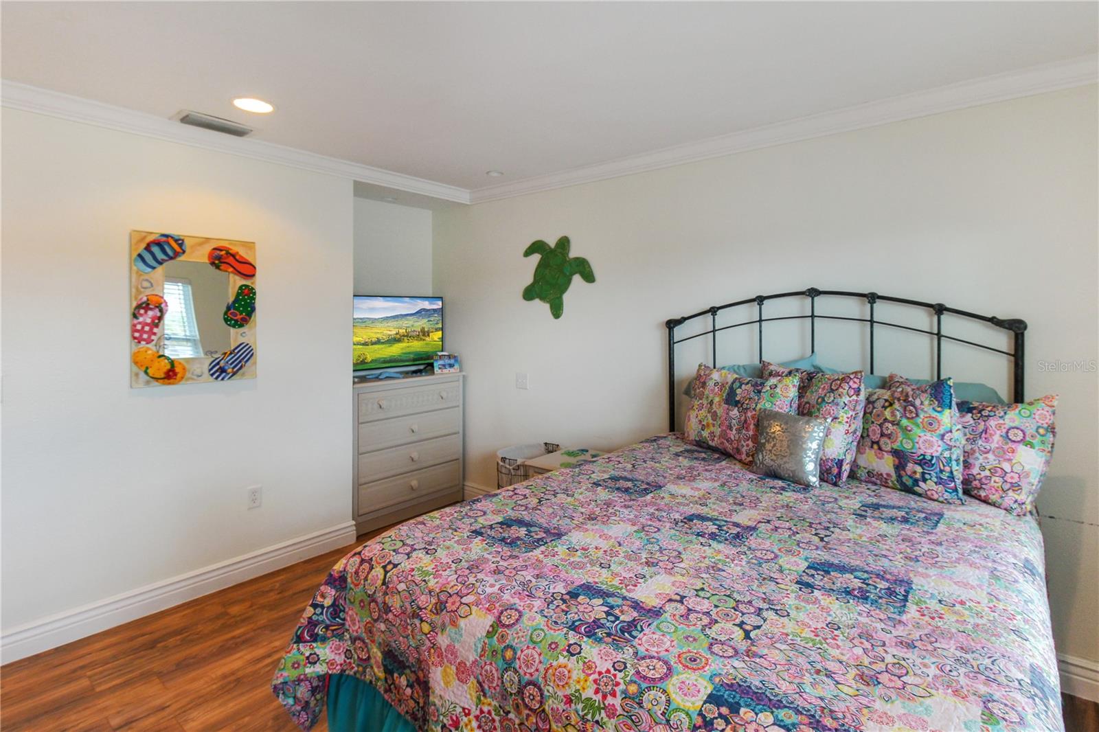 5021 MIDNIGHT PASS RD — photo 56