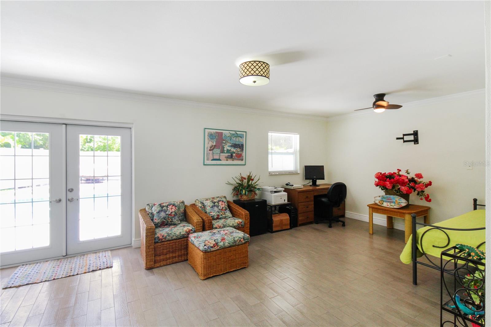 5021 MIDNIGHT PASS RD — photo 16