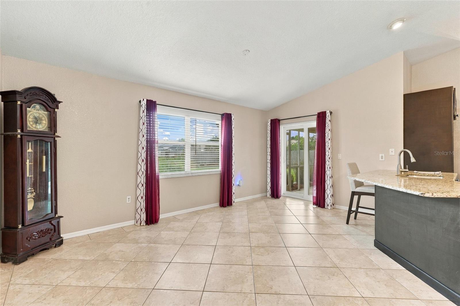 1722 SHEVLIN ST — photo 12