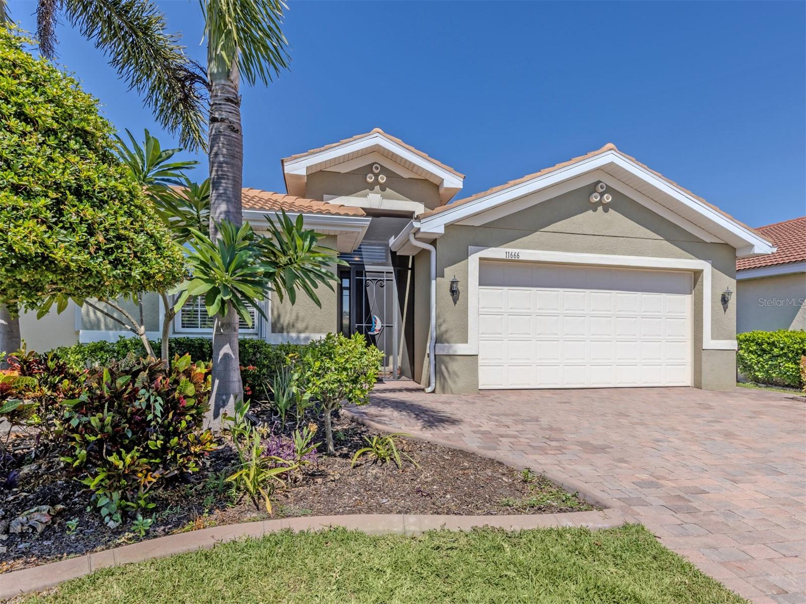 11666 PARROTFISH ST — photo 31