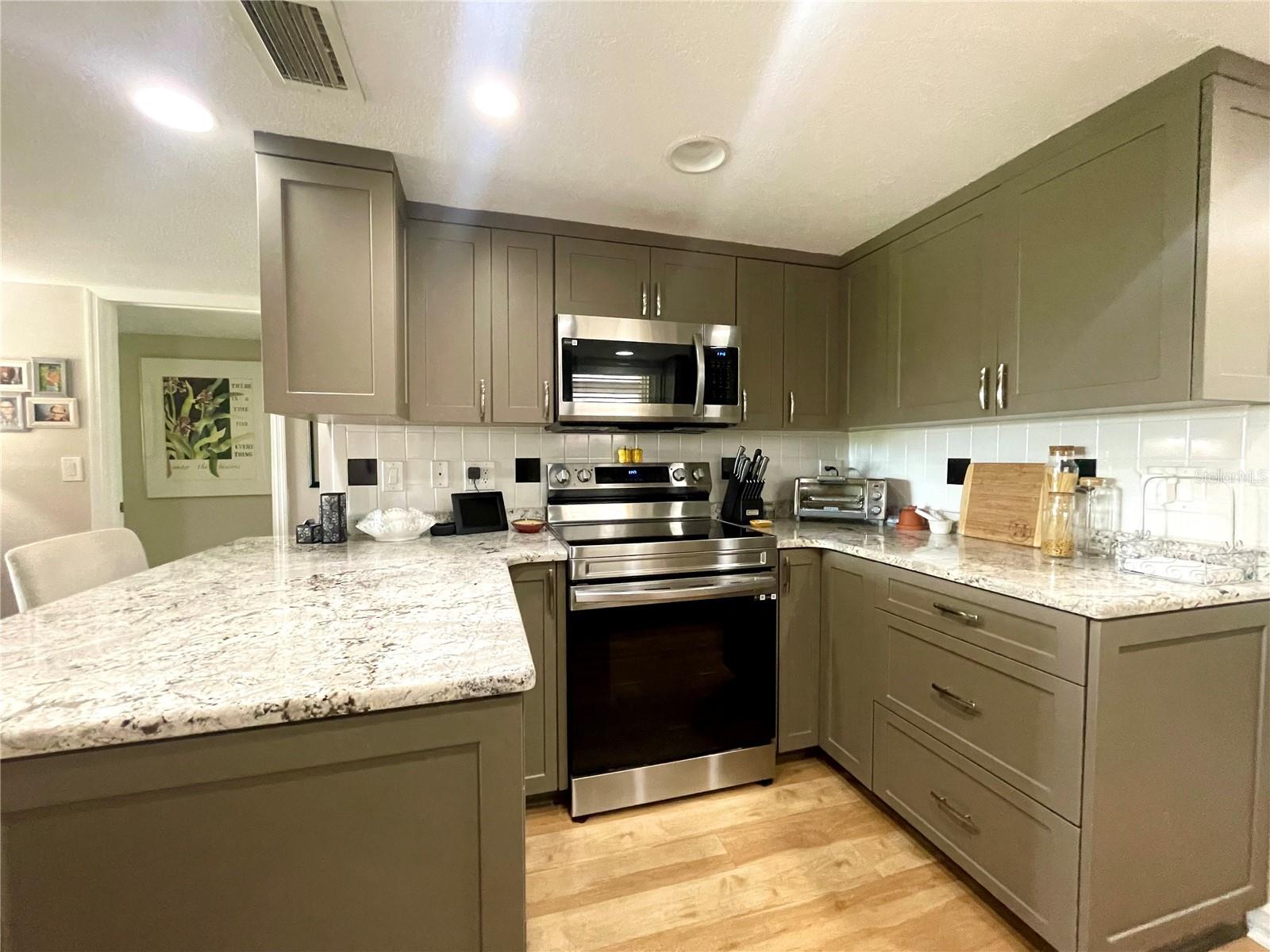 7893 SAILBOAT KEY BLVD S #101 — photo 4