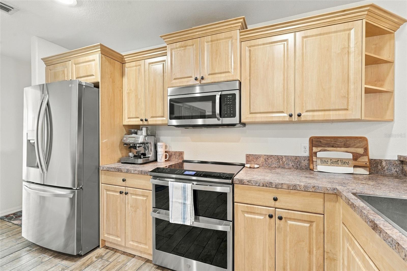 3174 WENONA DR — photo 21