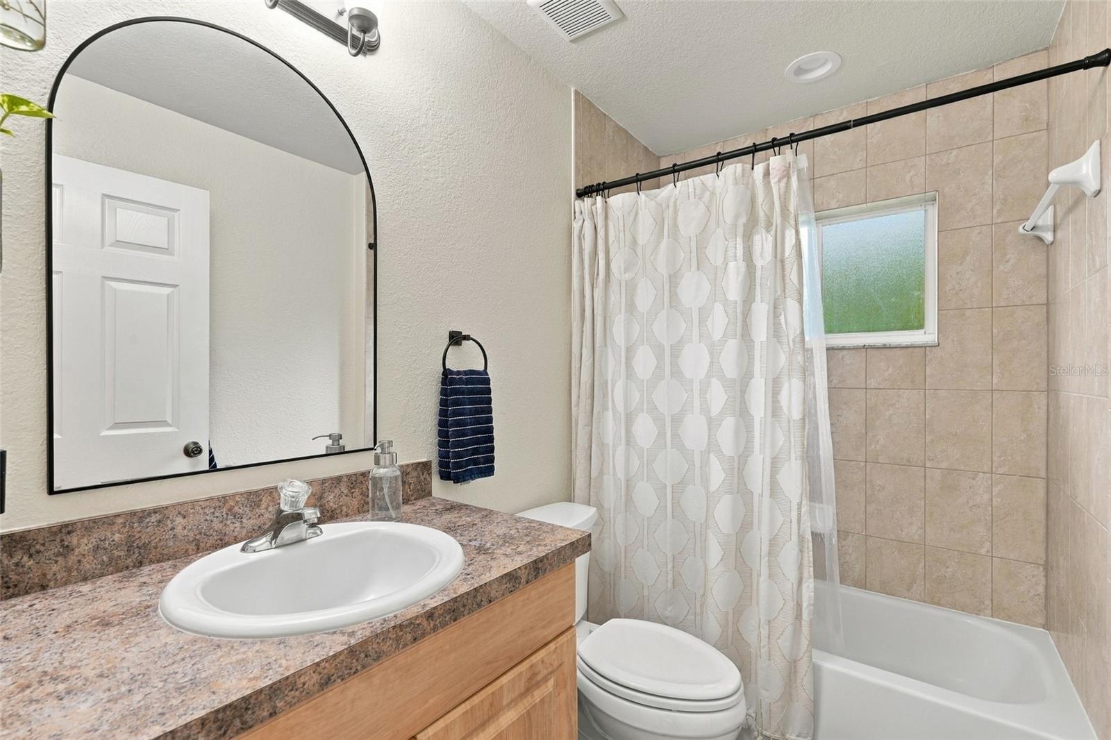 3174 WENONA DR — photo 35