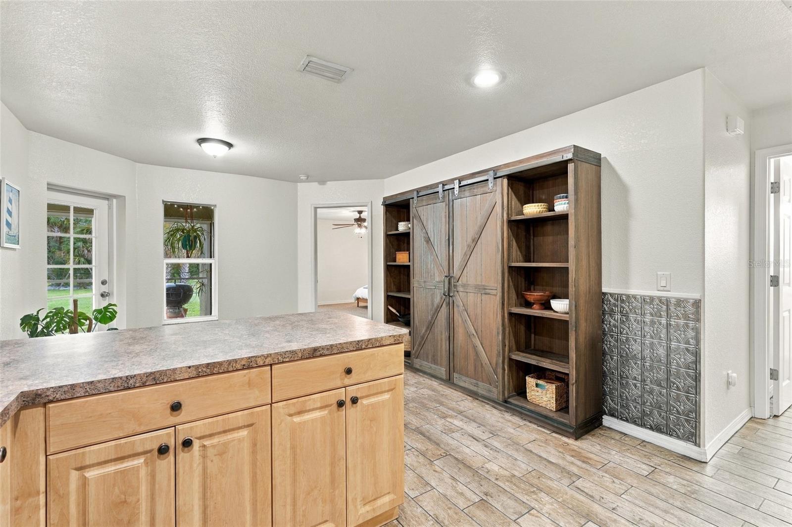 3174 WENONA DR — photo 22