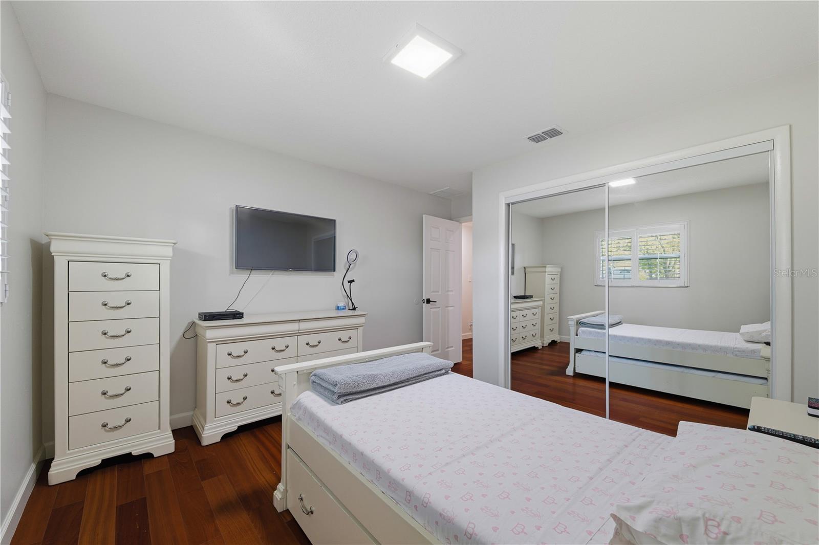 15509 CASEY RD — photo 24
