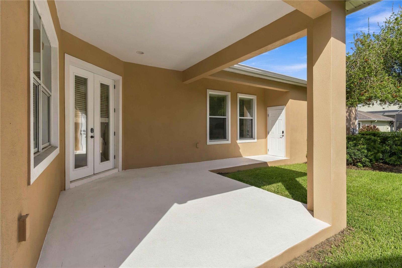 11310 WINTHROP LAKE DR — photo 34