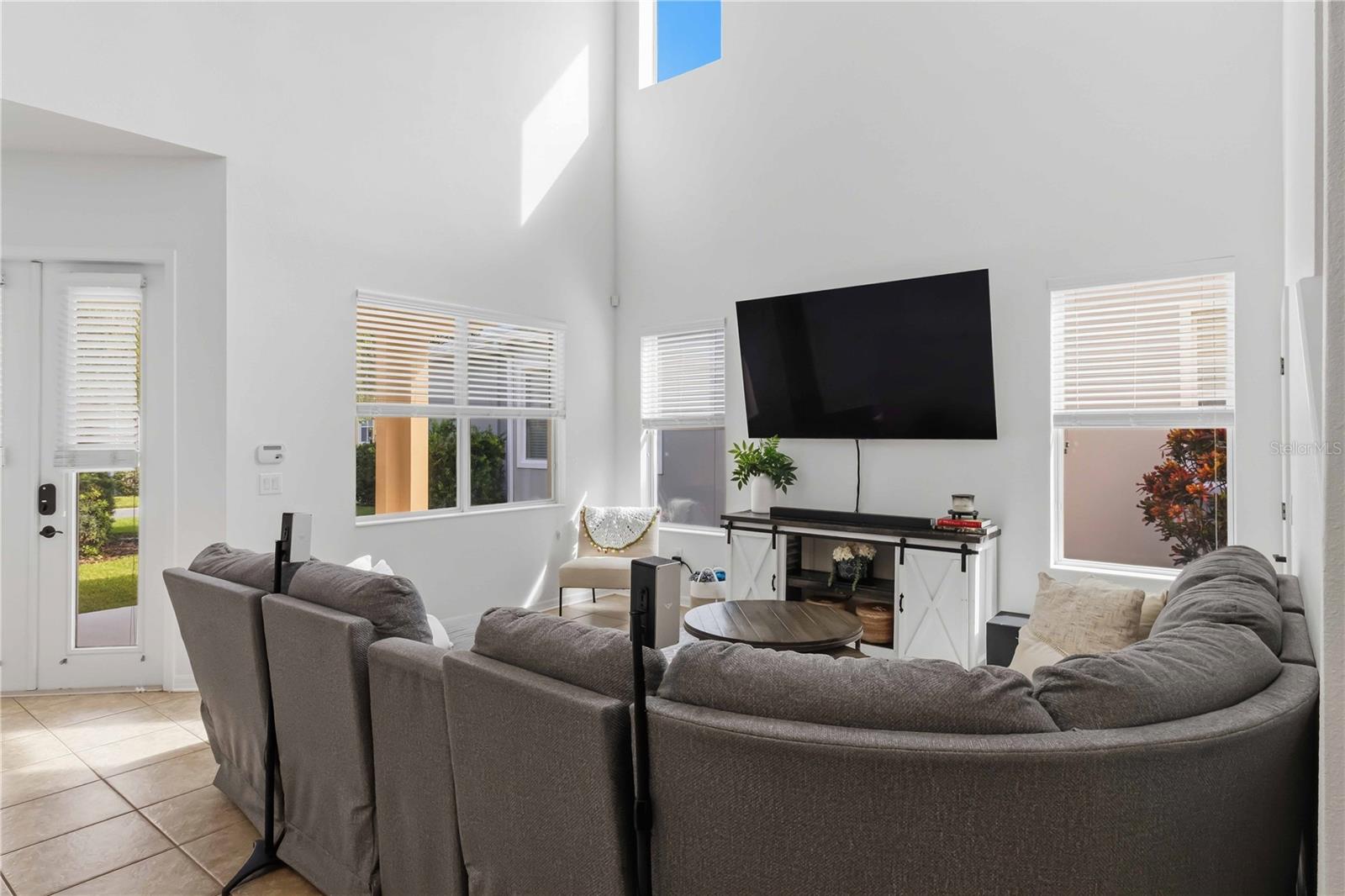 11310 WINTHROP LAKE DR — photo 13