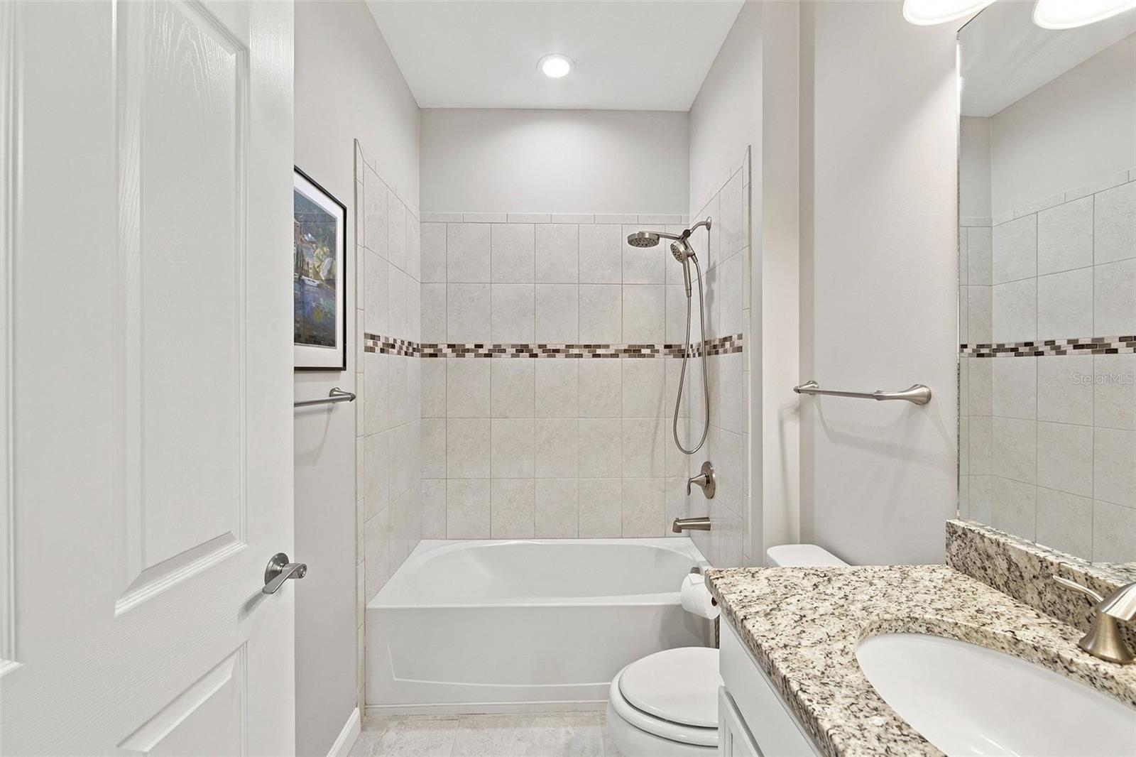 17116 SEAFORD WAY — photo 31