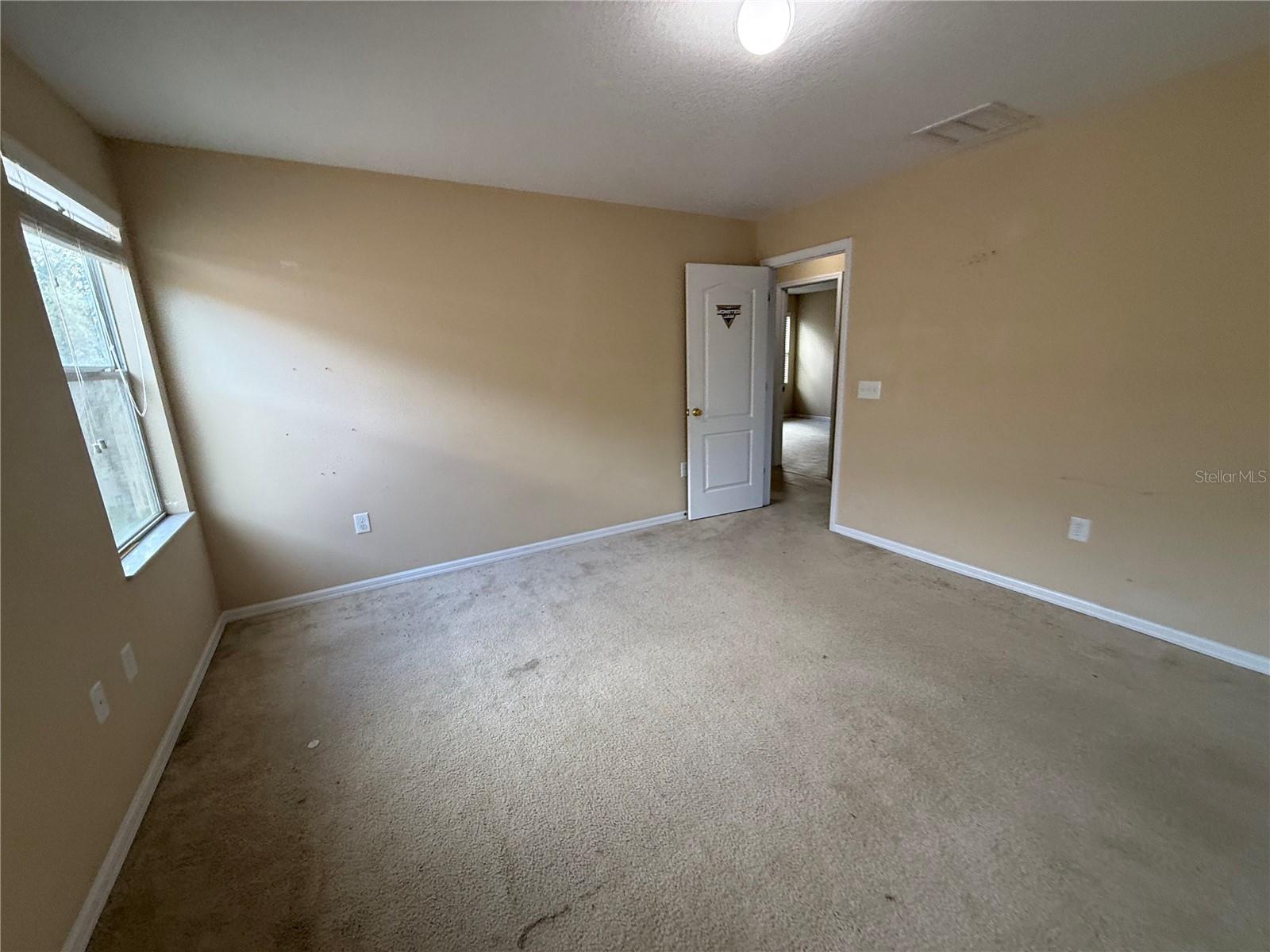 12669 BELCROFT DR — photo 15