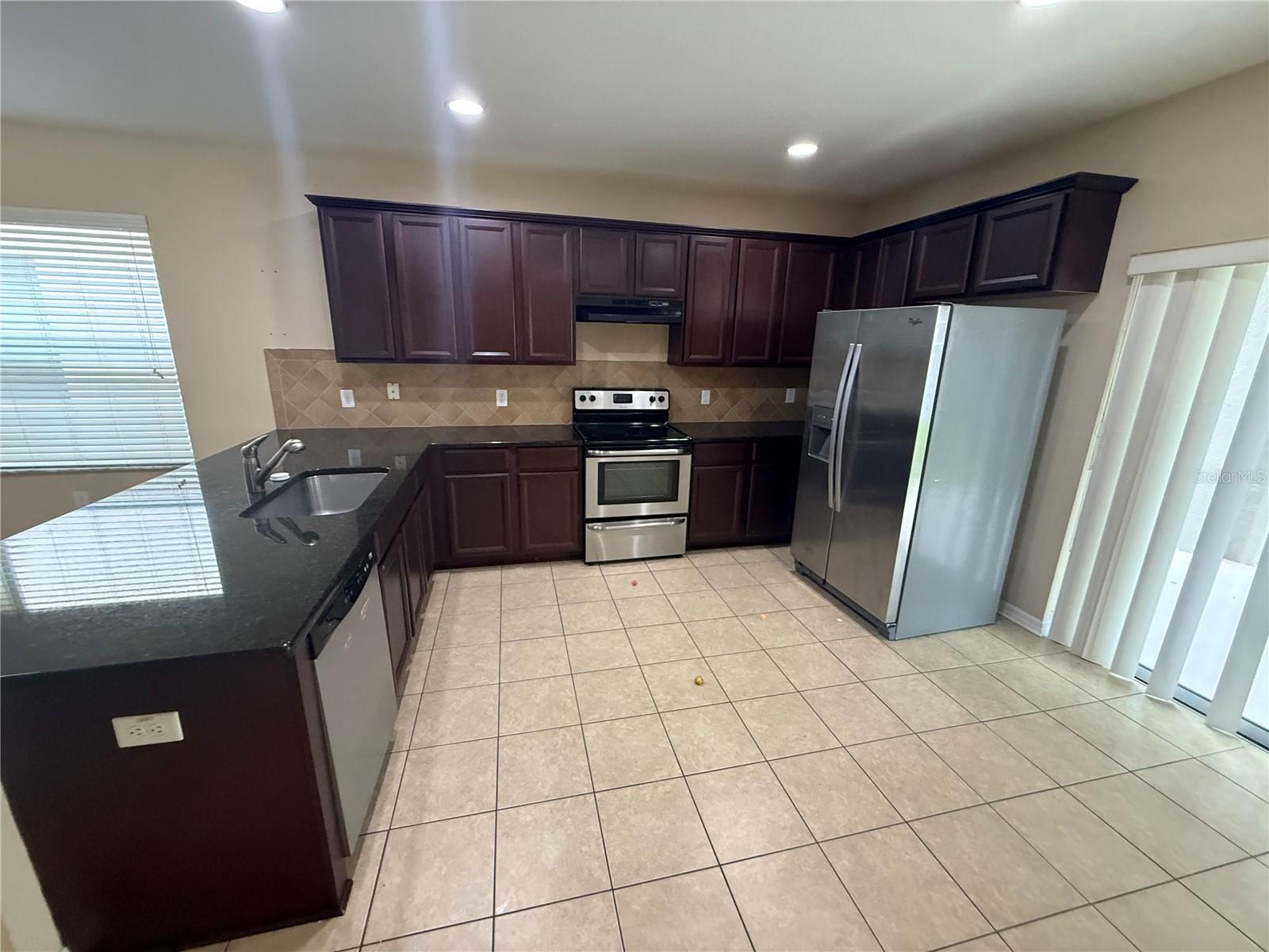 12669 BELCROFT DR — photo 5