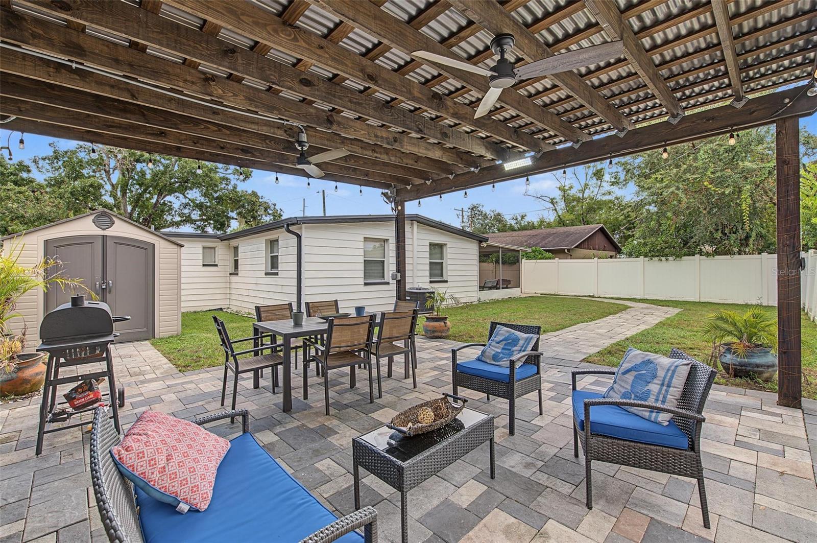 2109 E FLORA STREET — photo 43
