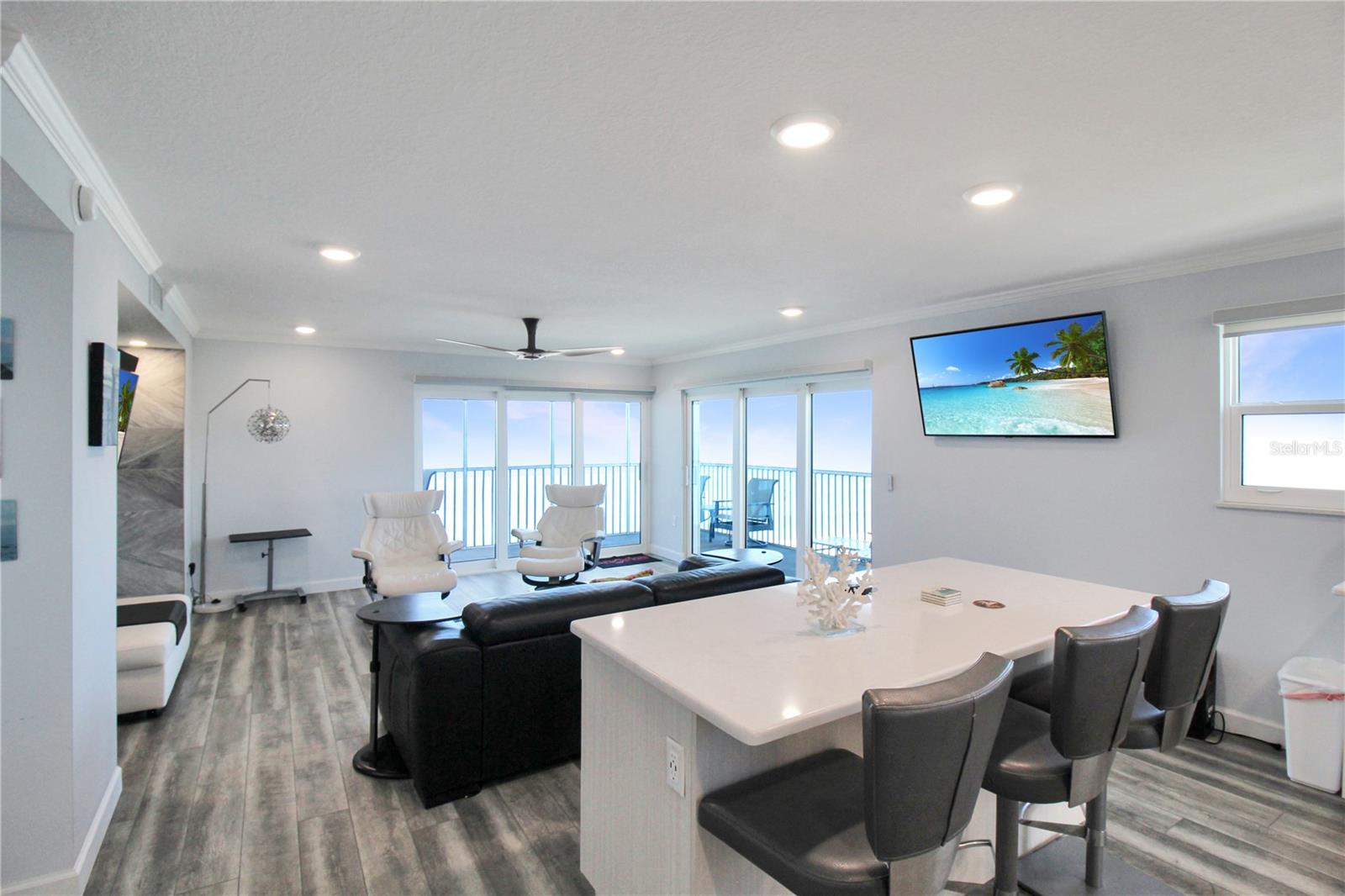 633 ALHAMBRA RD #701 — photo 31