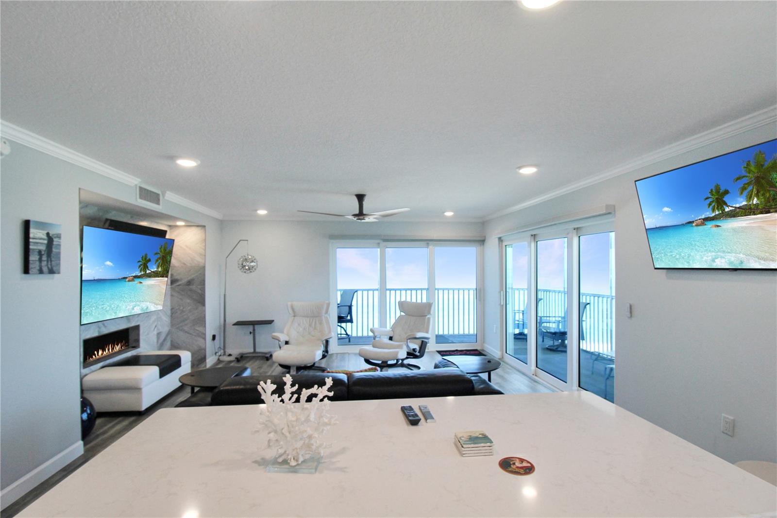 633 ALHAMBRA RD #701 — photo 32