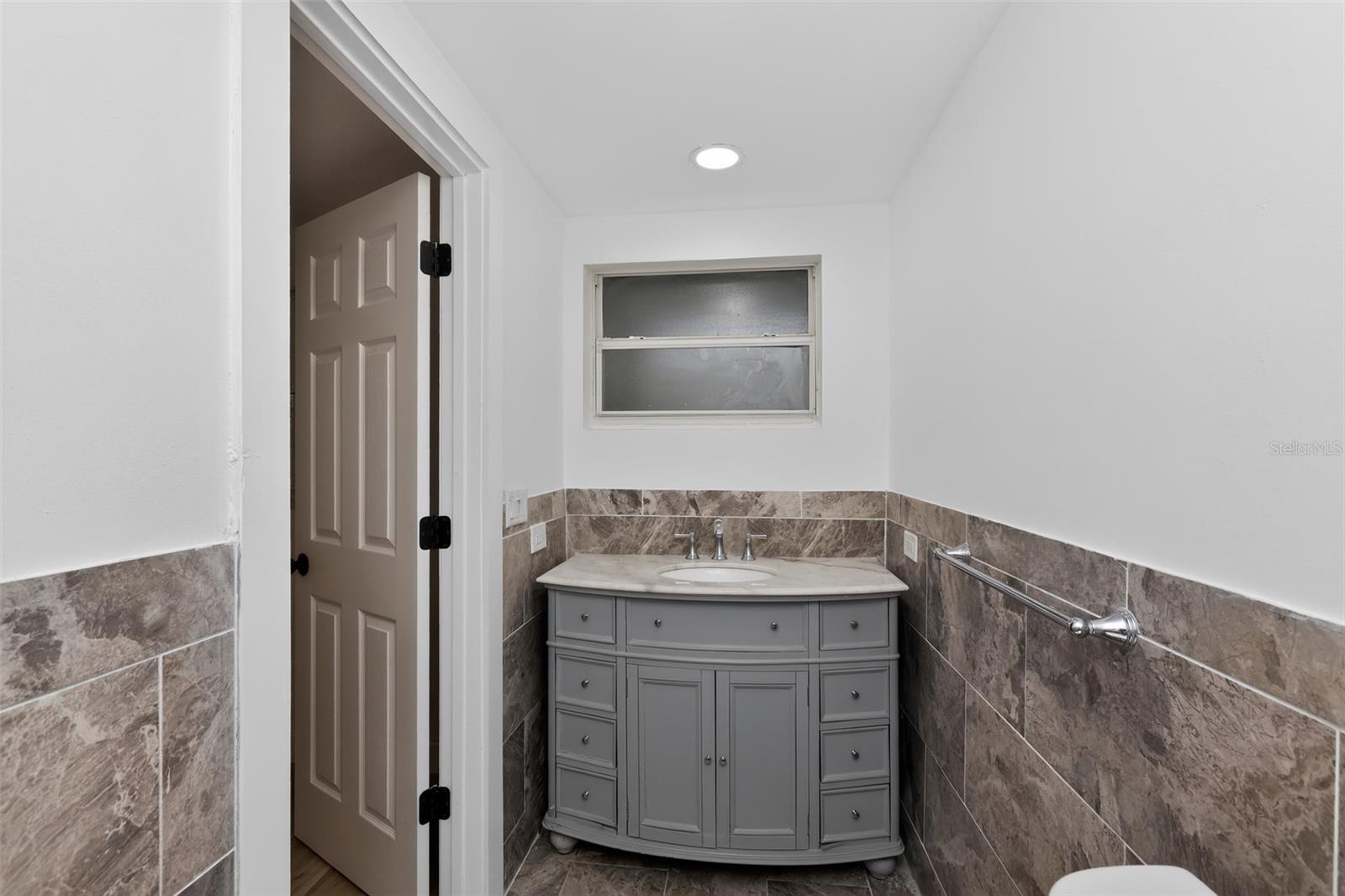 5644 BERLIN DR — photo 19