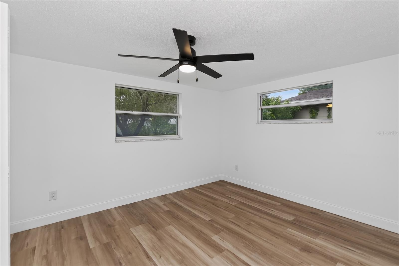5644 BERLIN DR — photo 13
