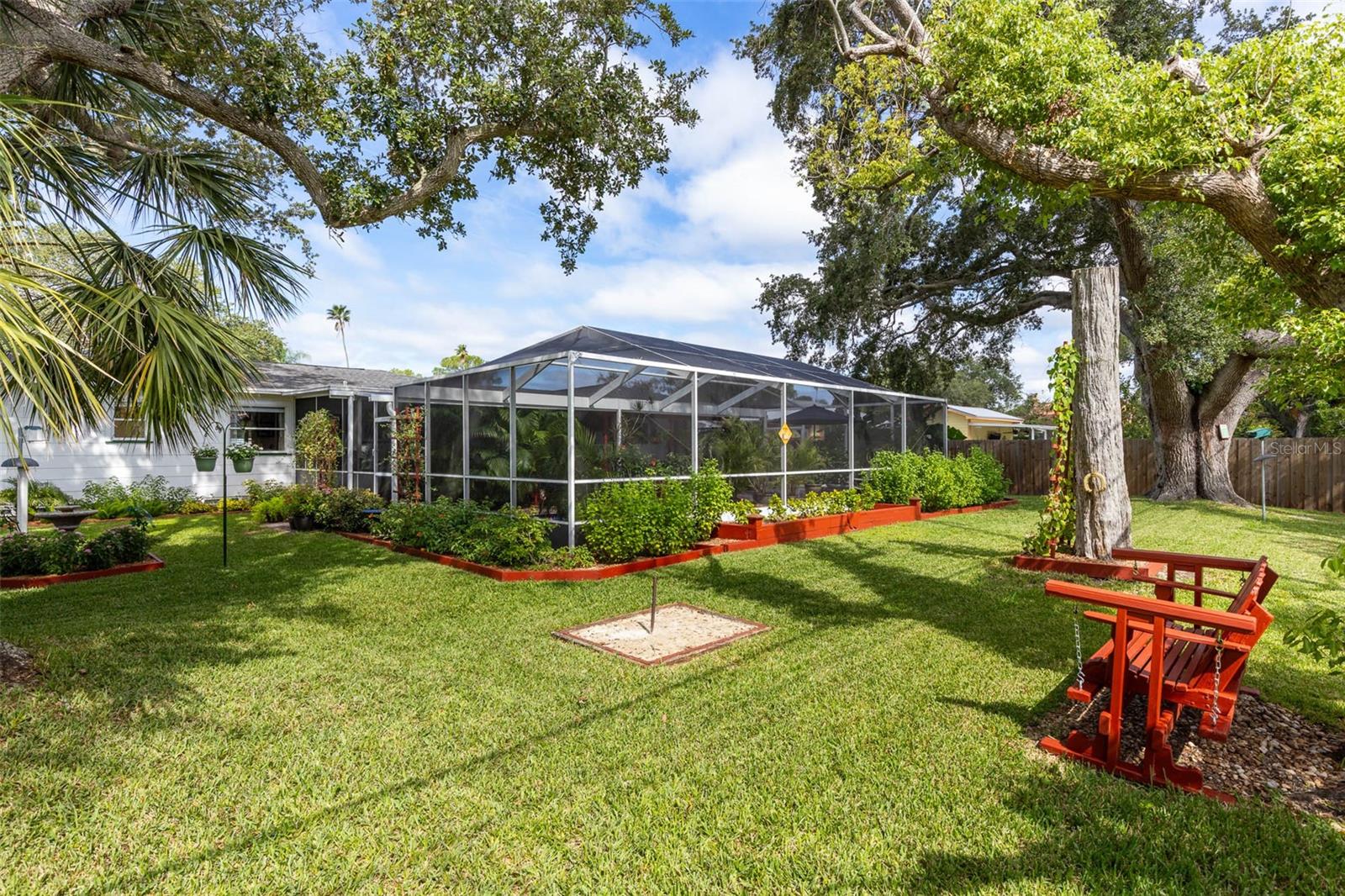 1843 PASADENA DR — photo 32