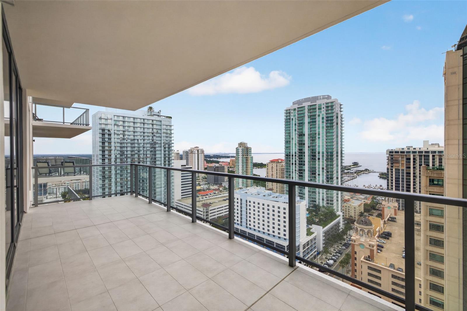 275 1ST AVE S #2603 — photo 33