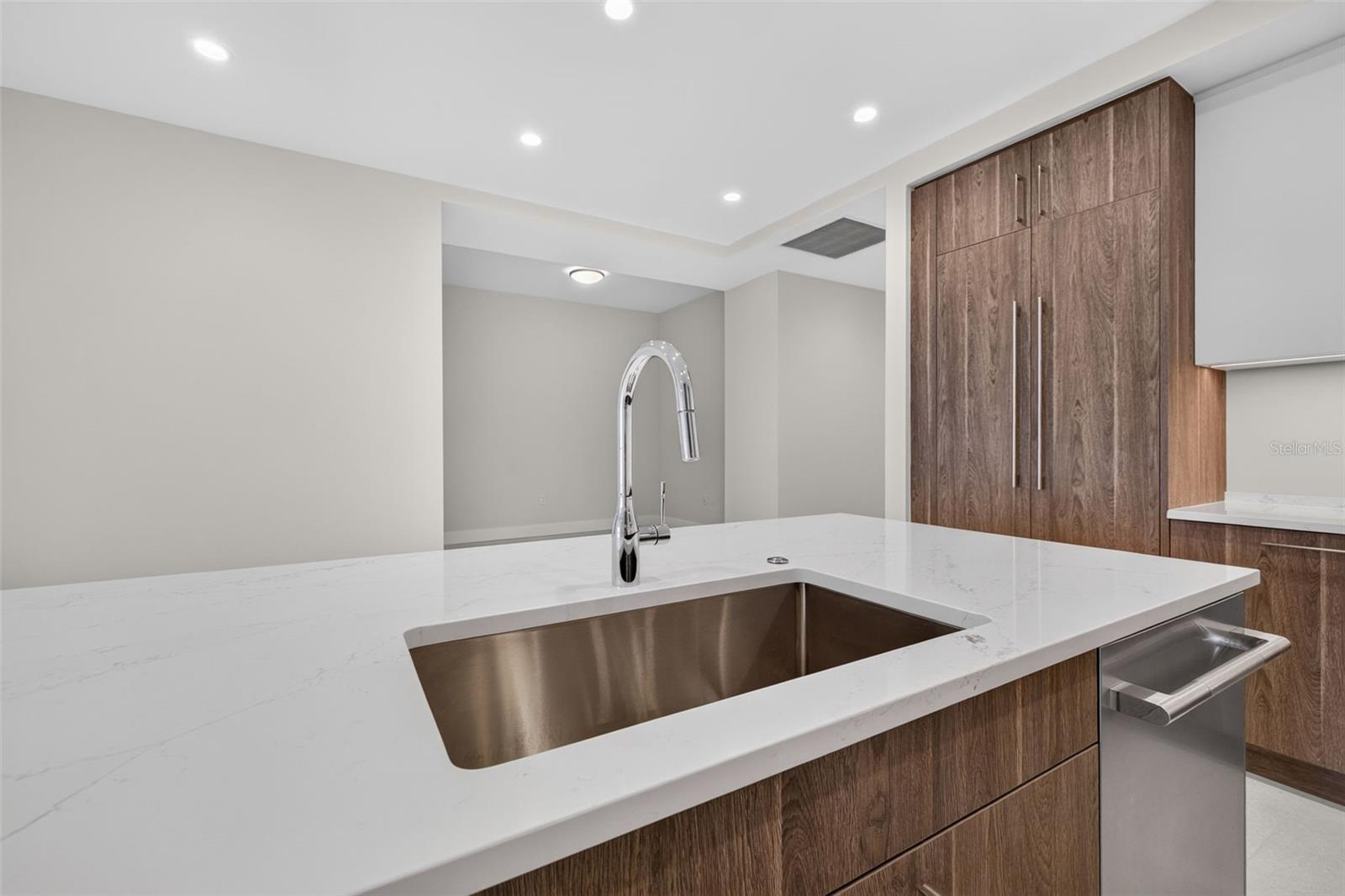 275 1ST AVE S #2603 — photo 10