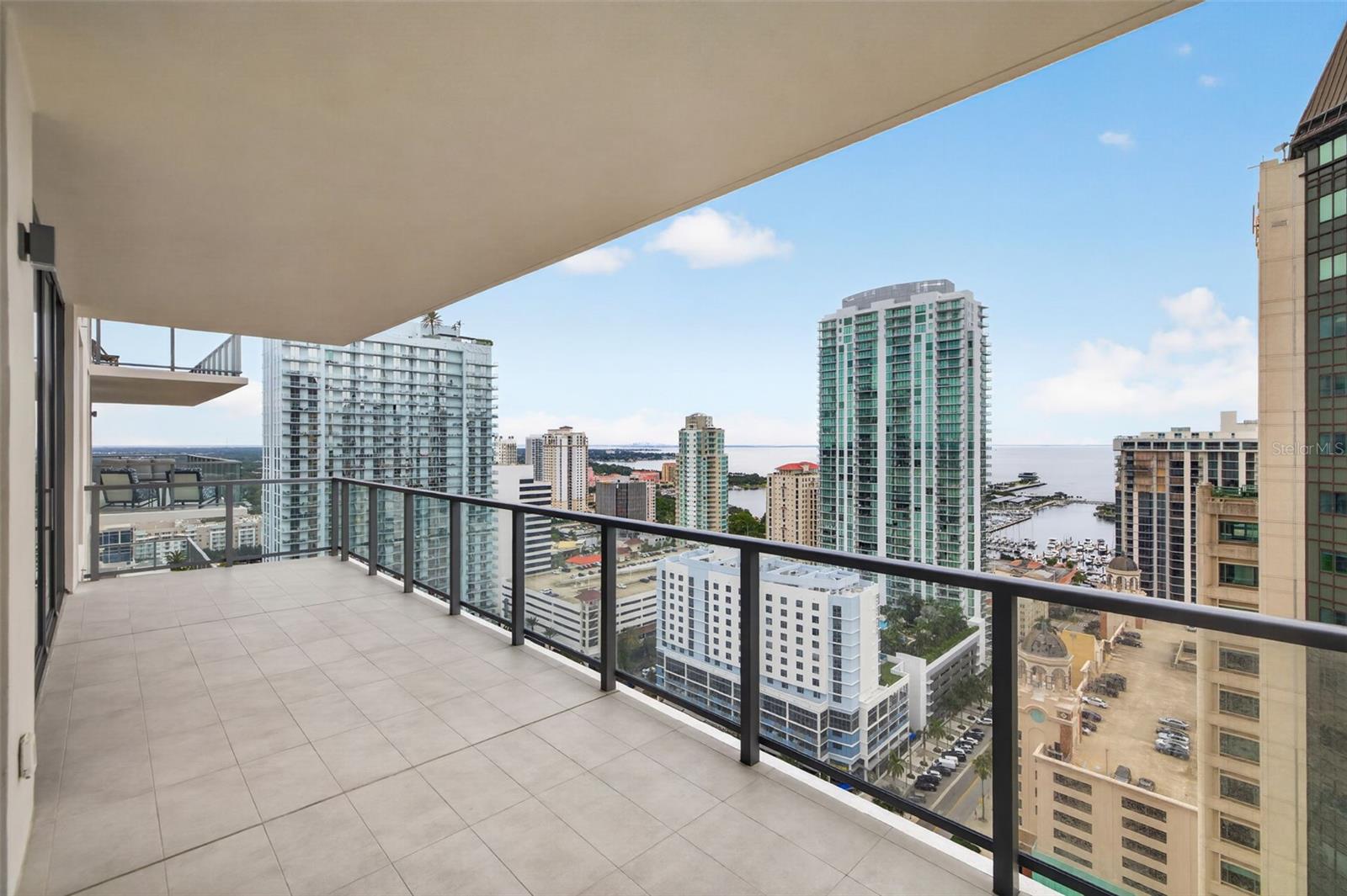 275 1ST AVE S #2603 — photo 32