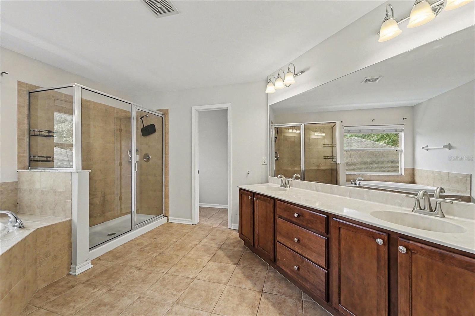 4507 FIELDVIEW CIR — photo 24