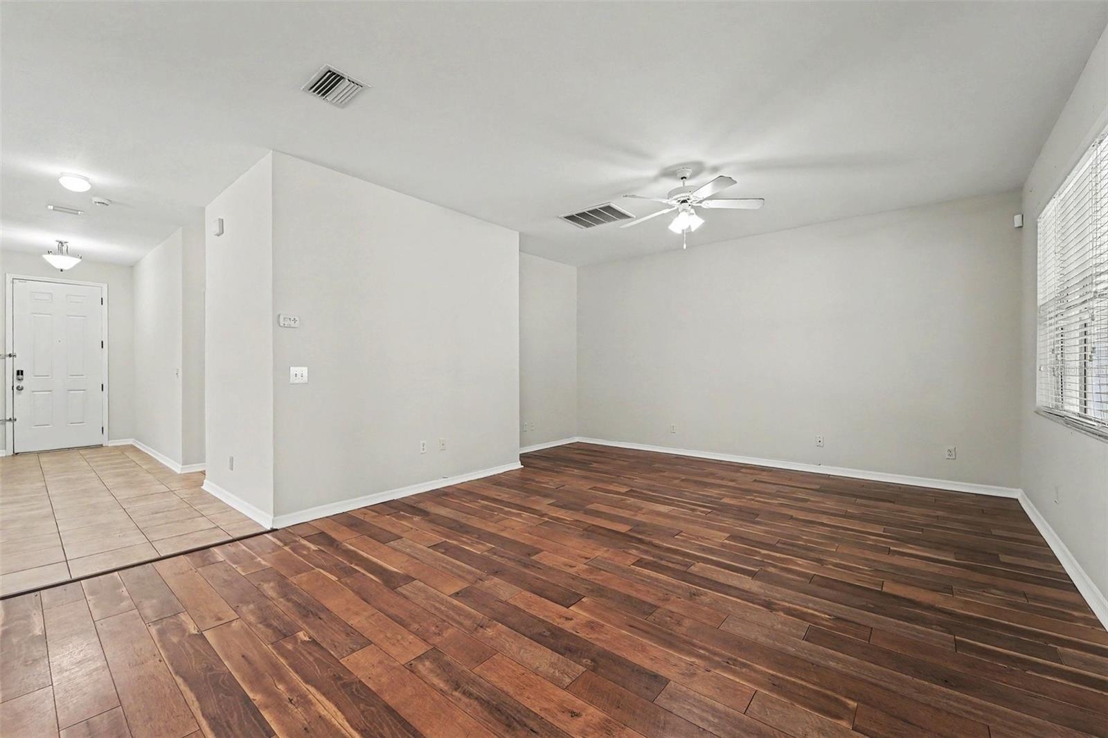 4507 FIELDVIEW CIR — photo 12