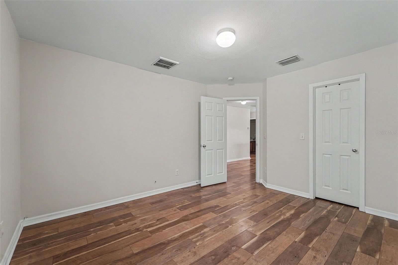 4507 FIELDVIEW CIR — photo 28