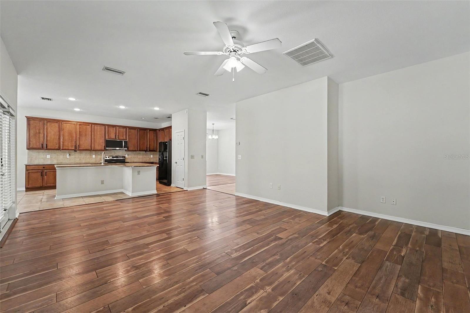 4507 FIELDVIEW CIR — photo 11