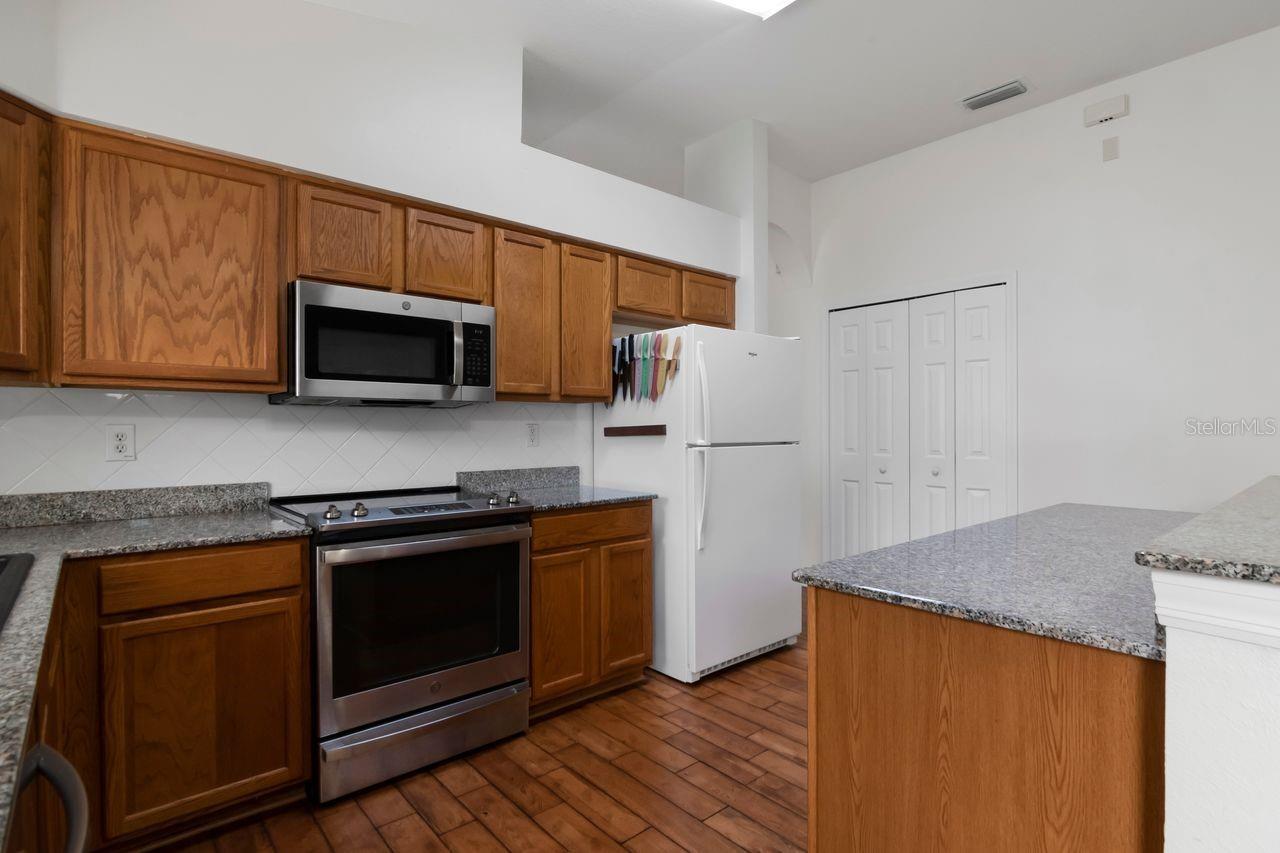 2725 BUCKHORN PRESERVE BLVD — photo 7