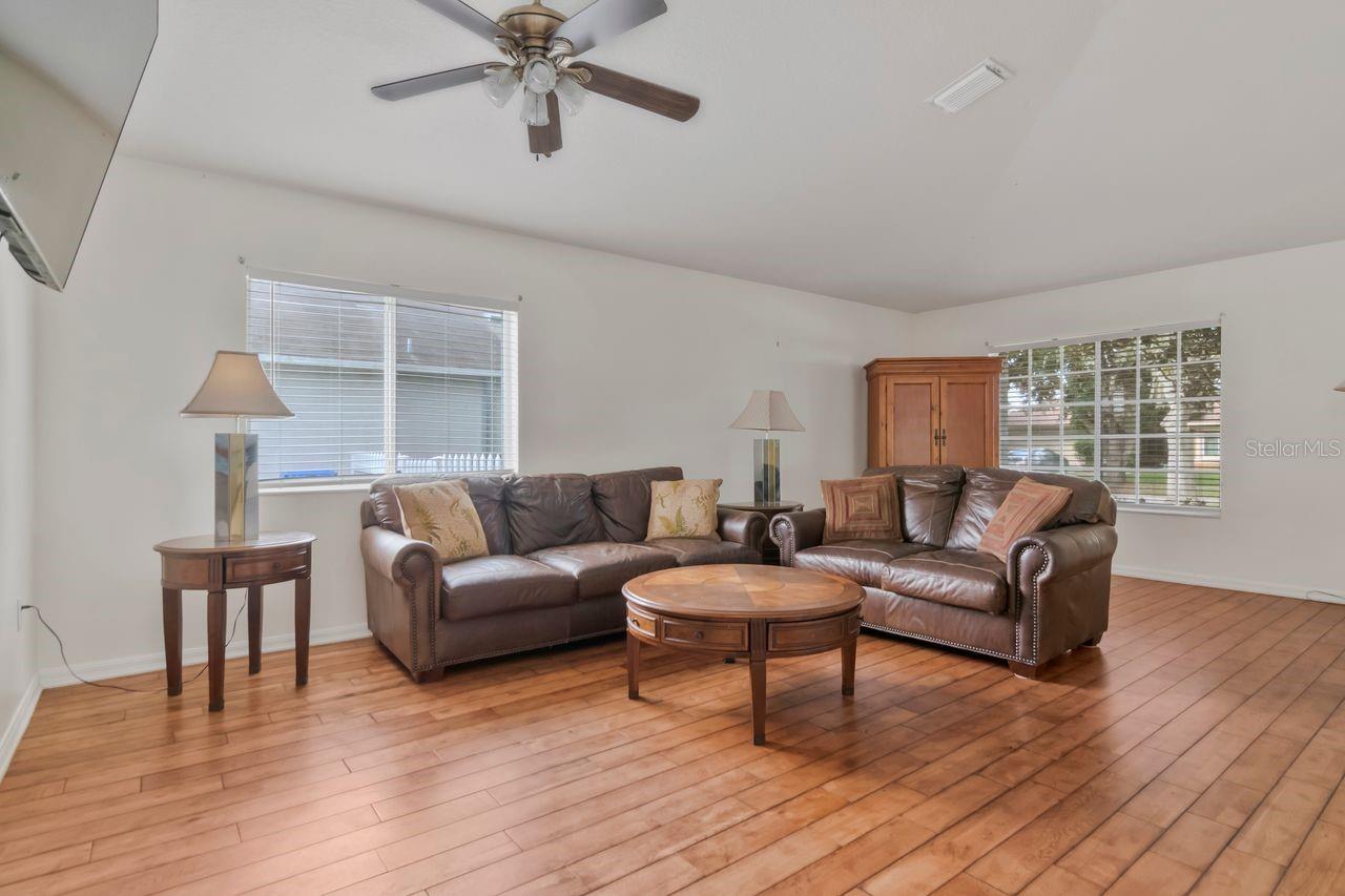 2725 BUCKHORN PRESERVE BLVD — photo 3