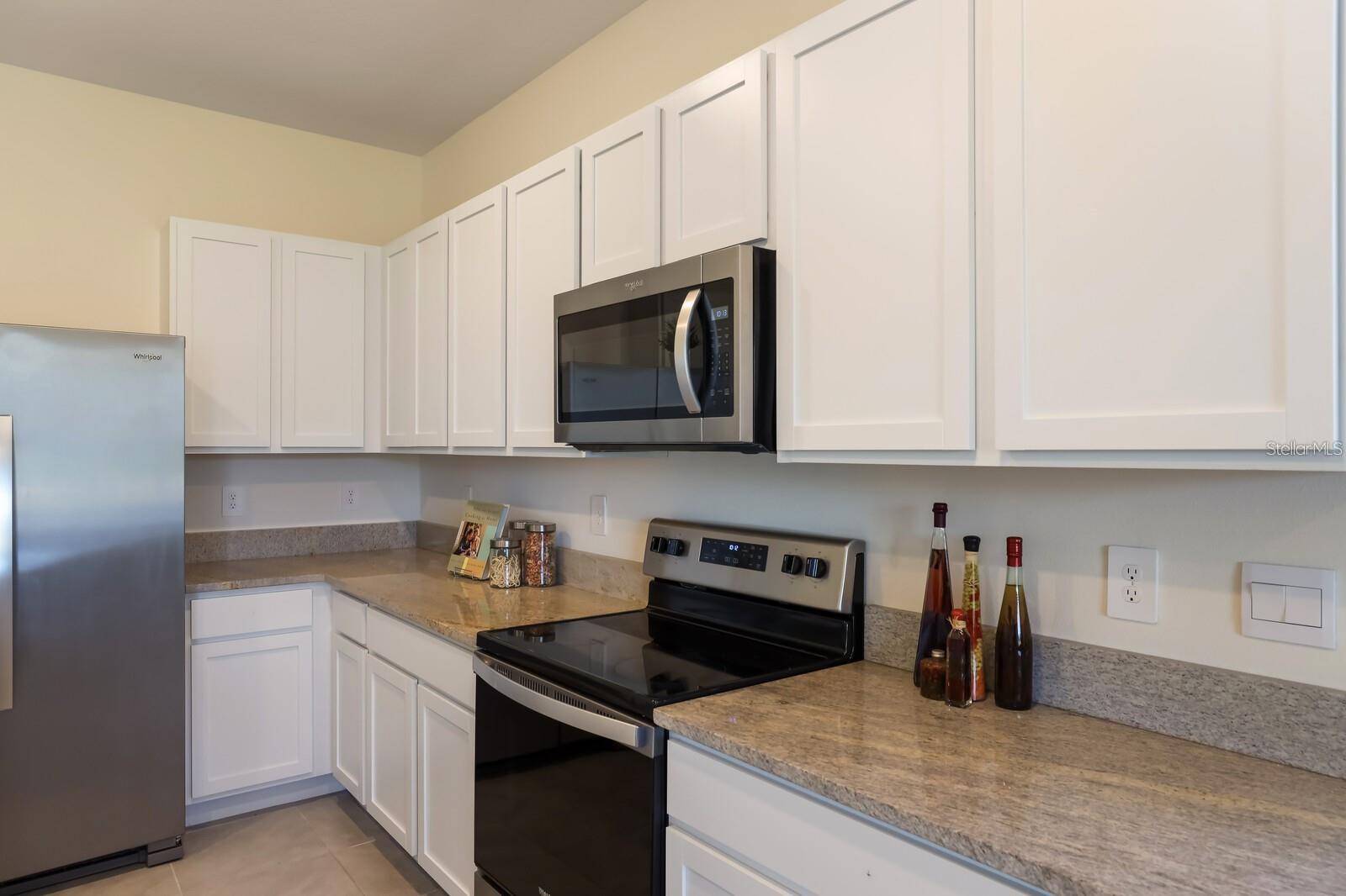 8916 MILESTONE DR — photo 13