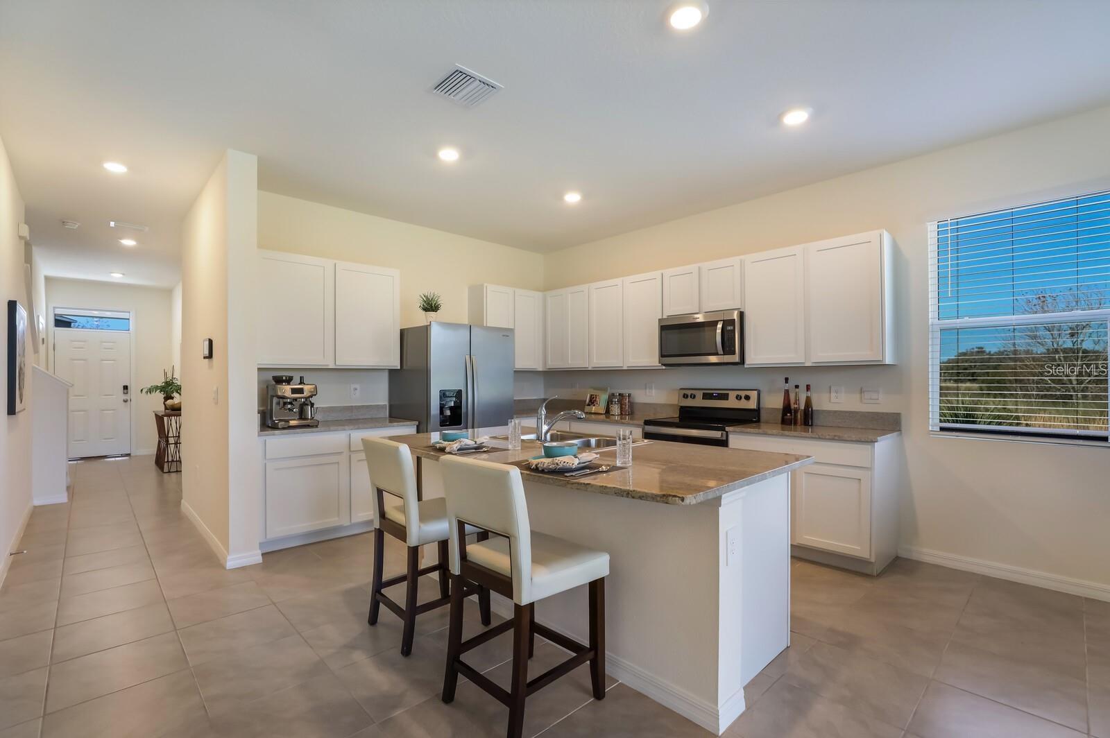 8916 MILESTONE DR — photo 12