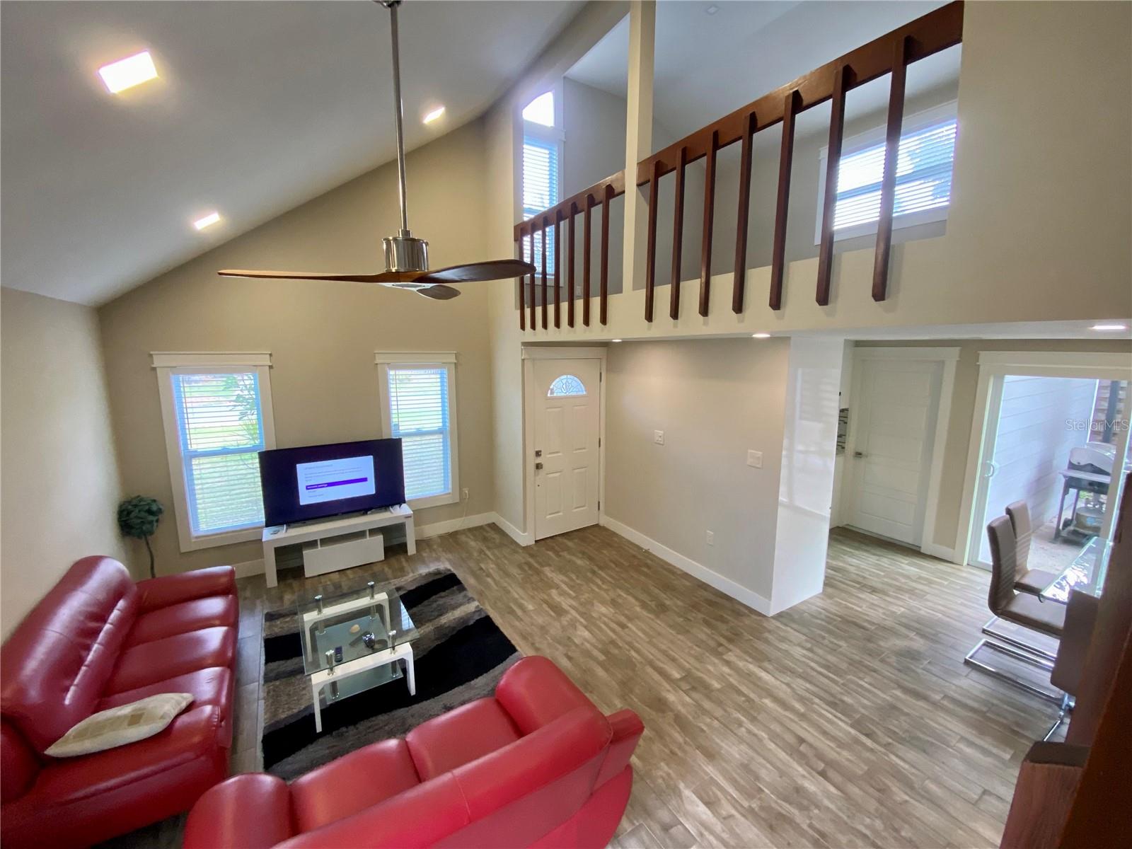 4564 IOLA DR — photo 27