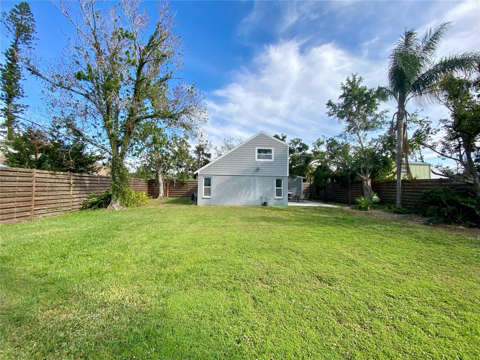 4564 IOLA DR — photo 30