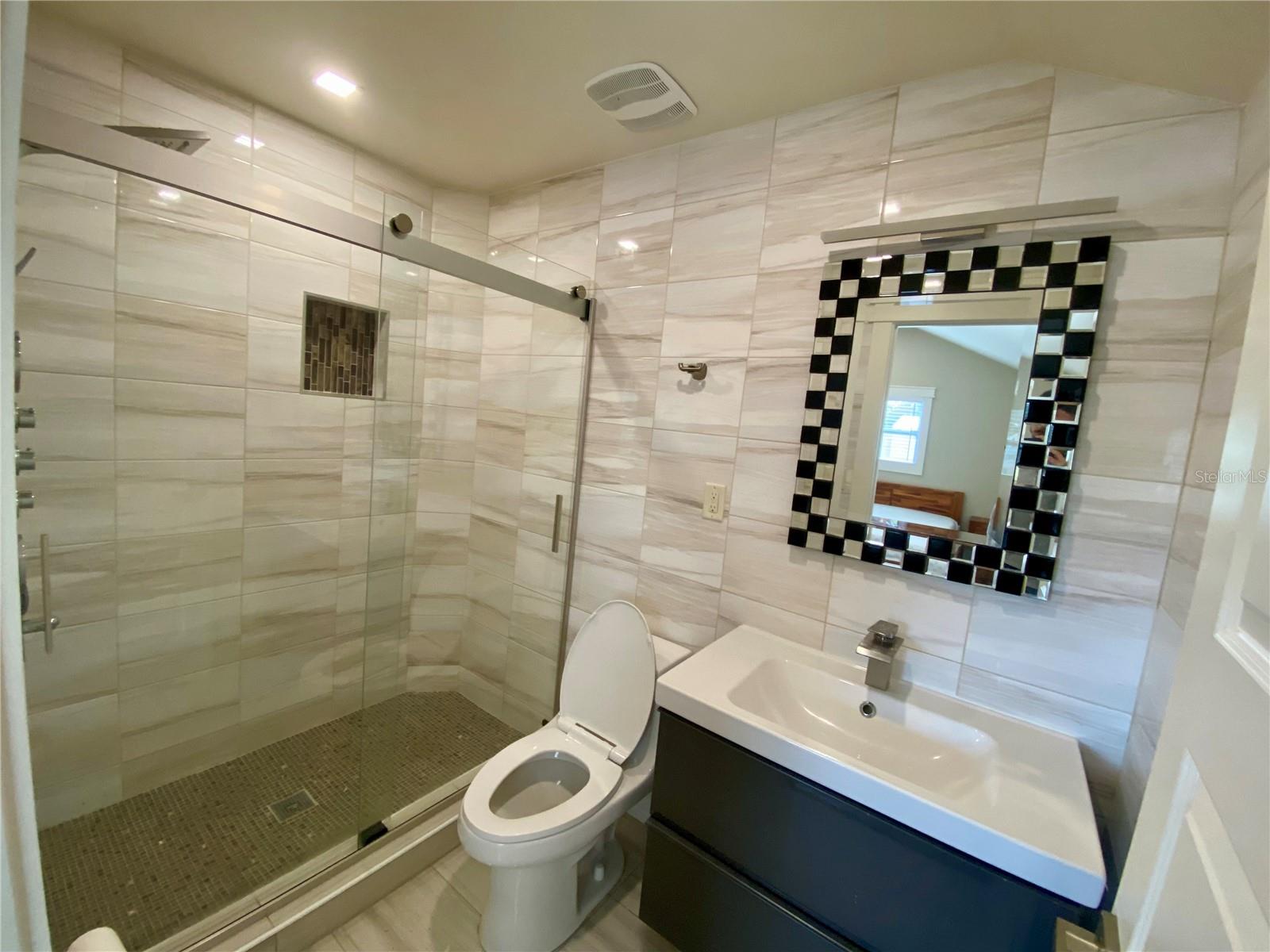 4564 IOLA DR — photo 25