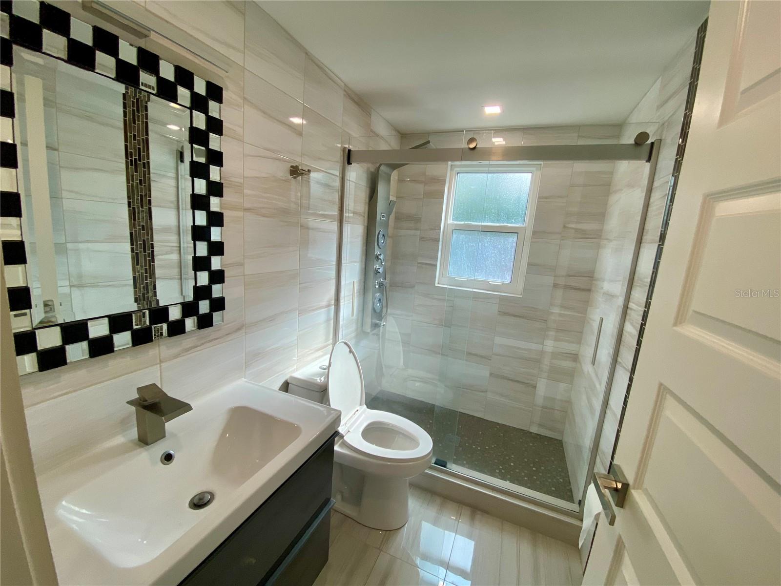 4564 IOLA DR — photo 12