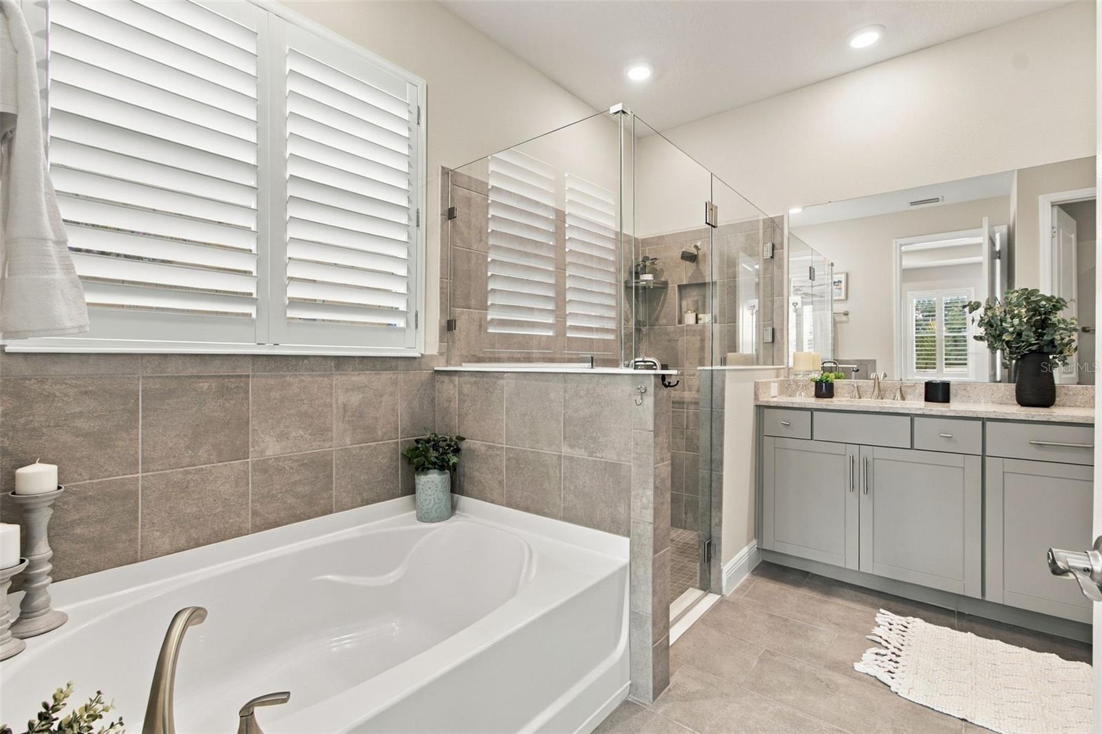 23182 SCAGLIONE DR — photo 56