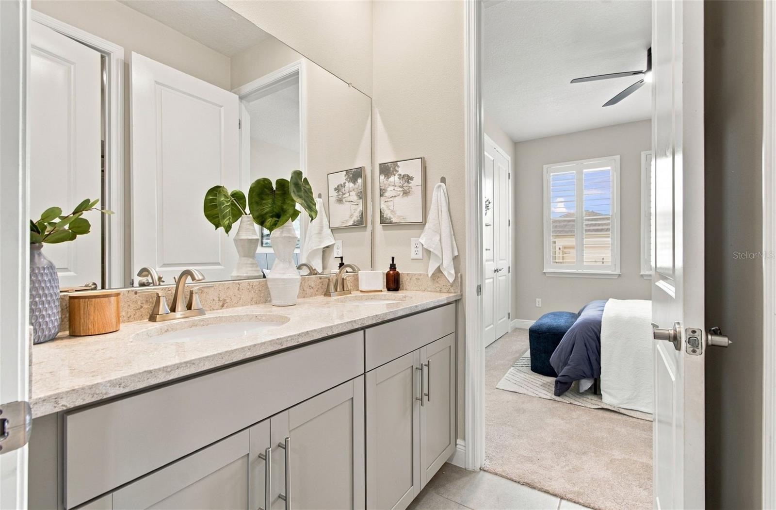 23182 SCAGLIONE DR — photo 35