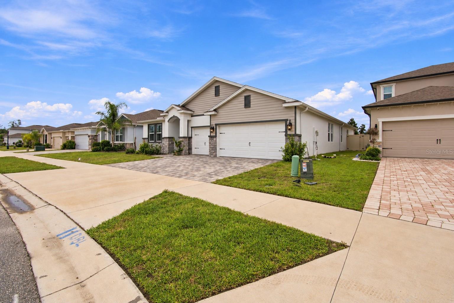 23182 SCAGLIONE DR — photo 92