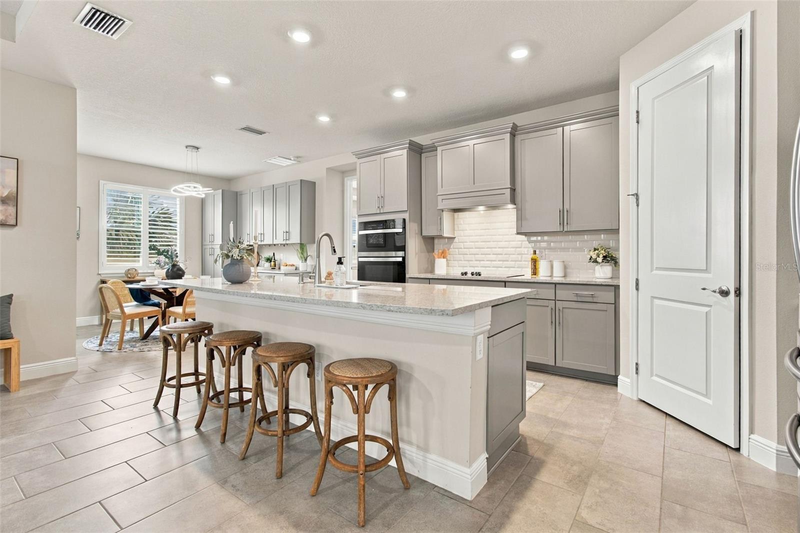 23182 SCAGLIONE DR — photo 19
