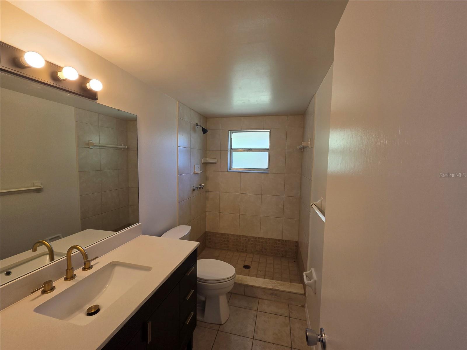 655 HARVEY ST — photo 10