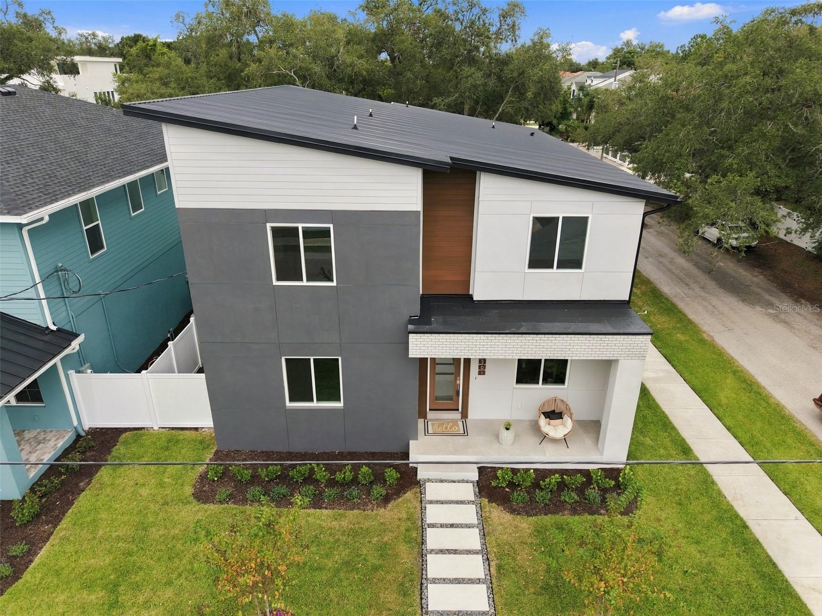 3201 W WYOMING AVE — photo 2