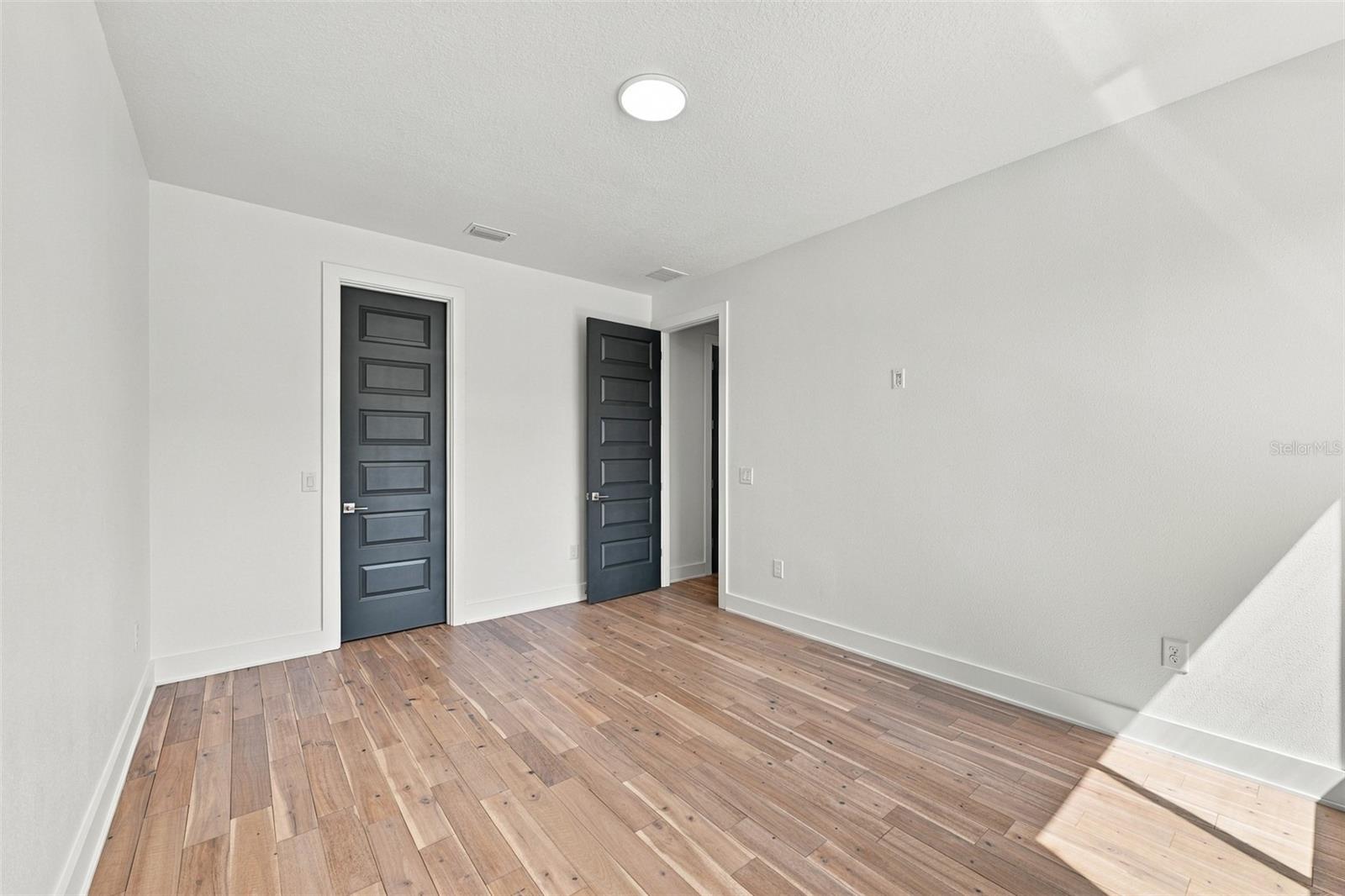 3201 W WYOMING AVE — photo 60