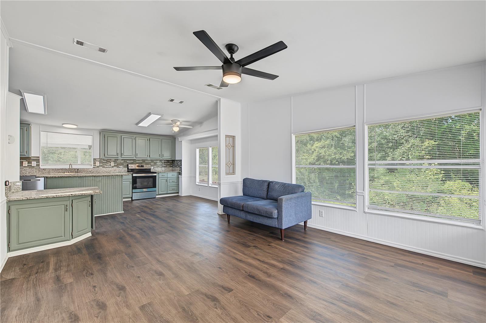 7257 BERRY RD — photo 16