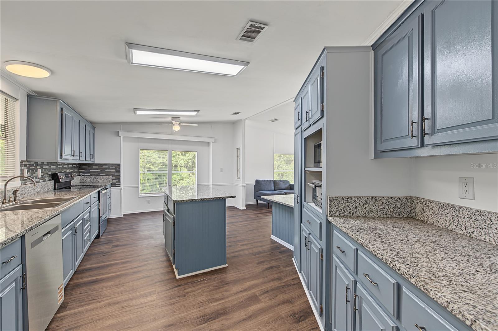 7257 BERRY RD — photo 23