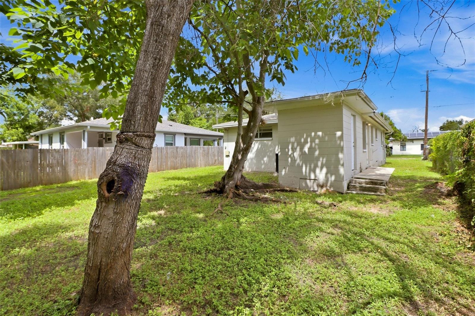 3207 E NORTH BAY ST — photo 15