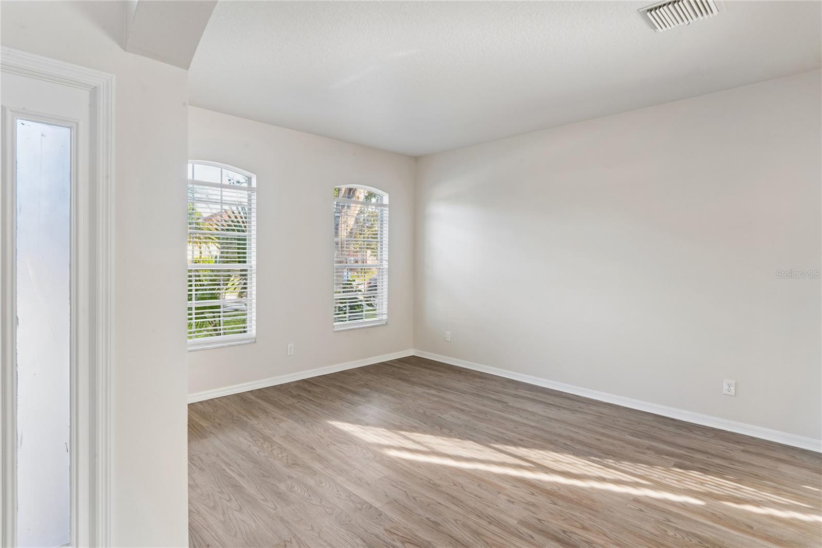9138 LOST MILL DR — photo 5