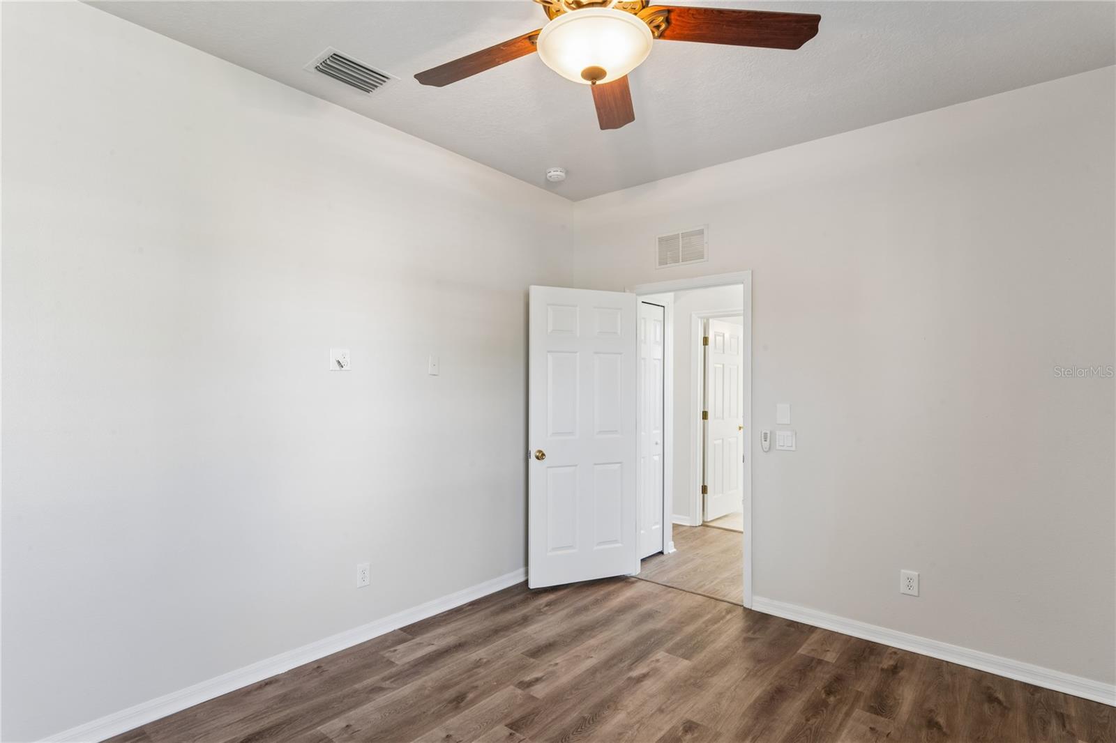 9138 LOST MILL DR — photo 17
